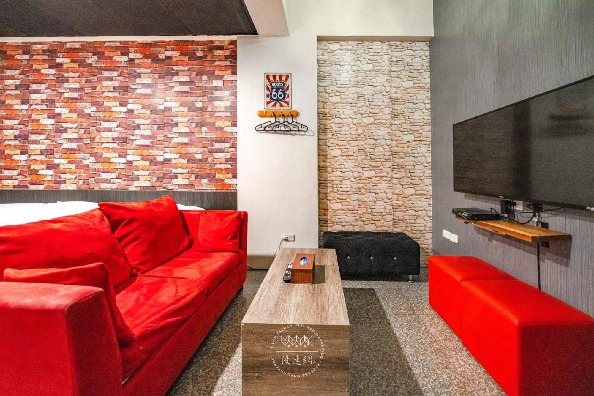 羅東夜市 工業loft旅宿 Loft House ليودونغ المظهر الخارجي الصورة