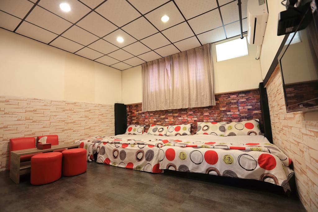 羅東夜市 工業loft旅宿 Loft House ليودونغ المظهر الخارجي الصورة