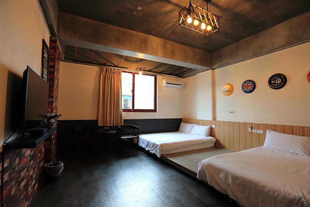 羅東夜市 工業loft旅宿 Loft House ليودونغ المظهر الخارجي الصورة