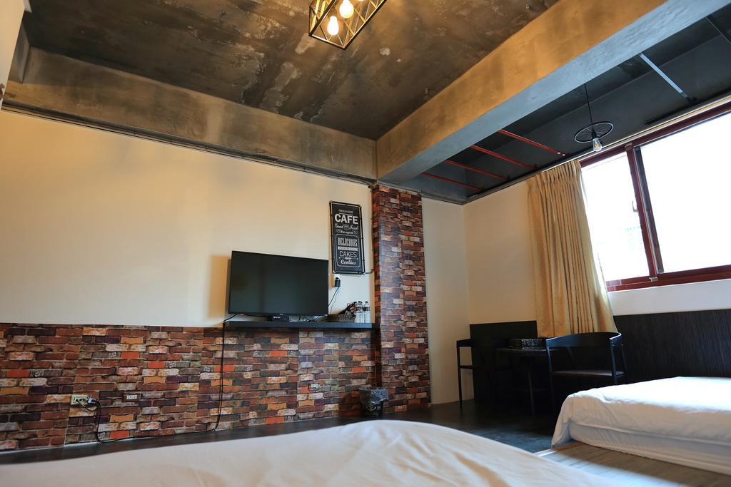 羅東夜市 工業loft旅宿 Loft House ليودونغ المظهر الخارجي الصورة